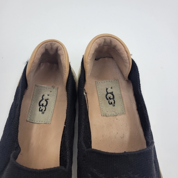 UGG Sammy Chevron Trainer - Picture 4 of 15